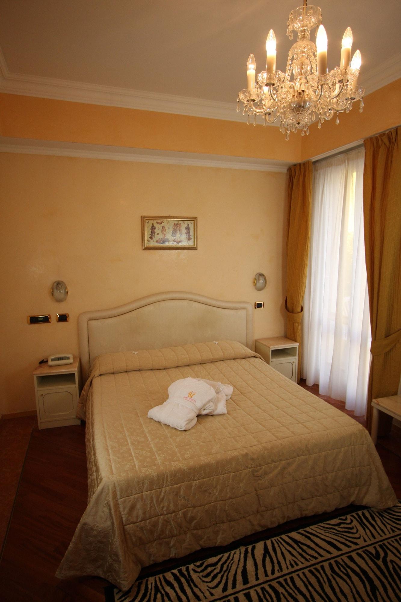 Hotel Vienna Ostenda E Ristorante Il Danubio Rimini Exteriör bild