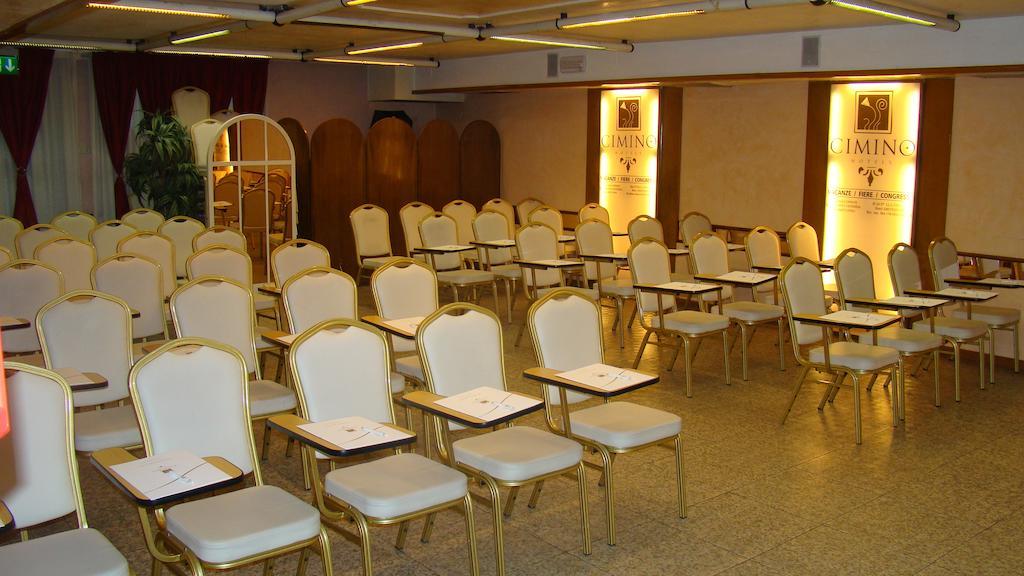 Hotel Vienna Ostenda E Ristorante Il Danubio Rimini Exteriör bild